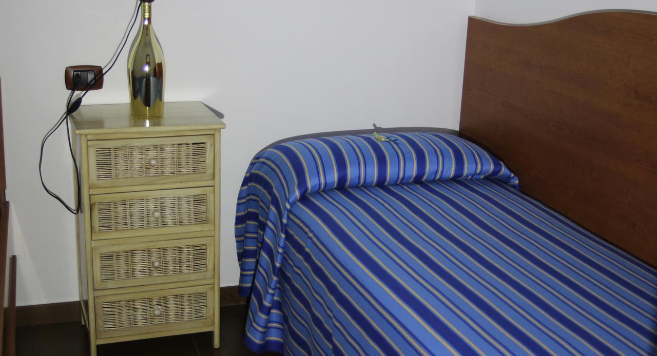 Residence Bandiera Gialla มาร์เกริตา ดิ ซาวอยา ภายนอก รูปภาพ