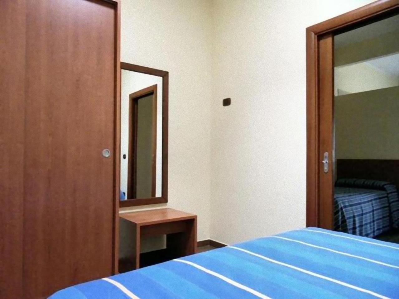 Residence Bandiera Gialla มาร์เกริตา ดิ ซาวอยา ภายนอก รูปภาพ